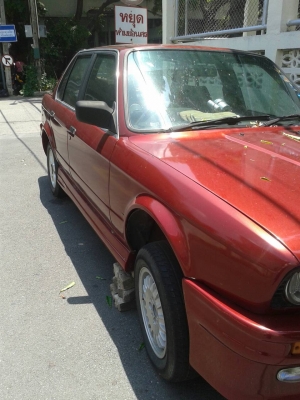 ขายครับ BMW 316 E30 สวย ๆ สักคันครับ ช่วงล่างมีเก็บงาน นิดหน่อย ขายครับ BMW 316 E30 สวย ๆ สักคันครับ ช่วงล่างมีเก็บงาน นิดหน่อย