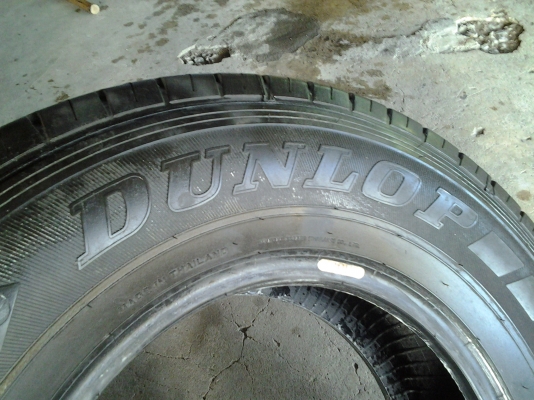 dunlop 195R14 ปี 13 dunlop 195R14 ปี 13