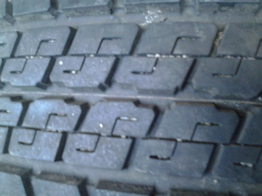 dunlop 195R14 ปี 13 dunlop 195R14 ปี 13