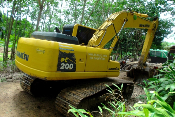 ขายด่วนรถแบคโฮKOMATSUPC200-8ทํางาน1500ชั้วโมง