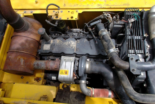 ขายด่วนรถแบคโฮKOMATSUPC200-8ทํางาน1500ชั้วโมง