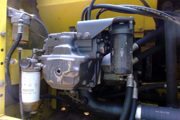 ขายด่วนรถแบคโฮKOMATSUPC200-8ทํางาน1500ชั้วโมง