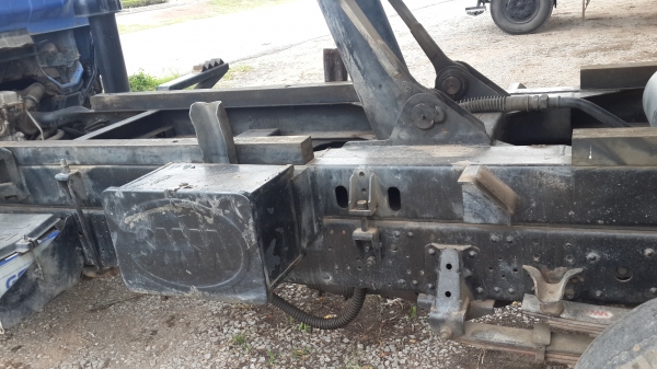 ขานรถหกล้อ NQR 150 แรงม้าเครื่องอินเตอร์เทอรโบ 6 เกียร์