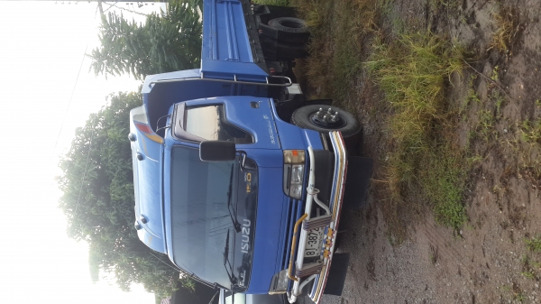 ขานรถหกล้อ NQR 150 แรงม้าเครื่องอินเตอร์เทอรโบ 6 เกียร์