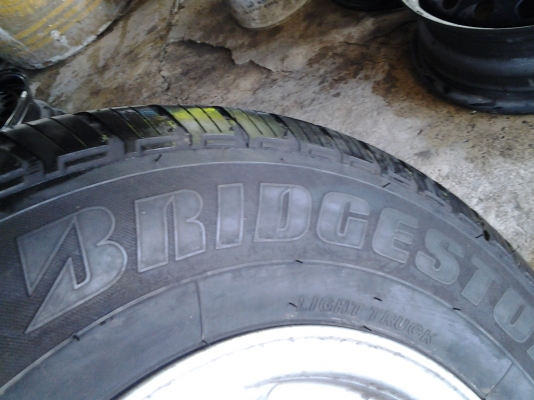 บริสโตนยางกะบะ 195R14 ปลายปี 12
