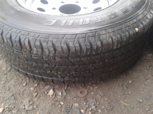 ขายกะทะผ่า6รูขอบ15พร้อมยาง1คู่2500