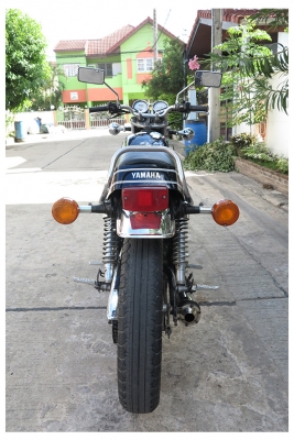 Yamaha SR 400 ปี1998 (เลขเต็ม) Yamaha SR 400 ปี1998 (เลขเต็ม)