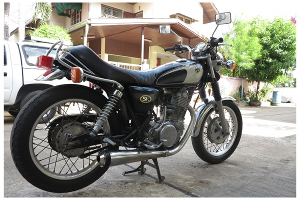 Yamaha SR 400 ปี1998 (เลขเต็ม) Yamaha SR 400 ปี1998 (เลขเต็ม)