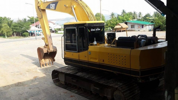 ขายแบ็คโฮ CAT-E 200B ราคา 680,000