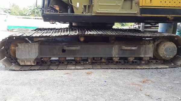 ขายแบ็คโฮ CAT-E 200B ราคา 680,000