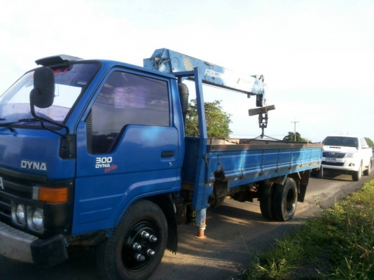 ขายรถหกล้อติดเครน 2 ใบปัด จดทะเบียนปี 38