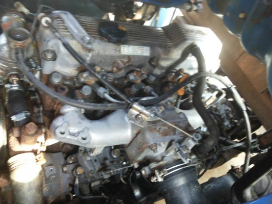 ขายรถหกล้อติดเครน 2 ใบปัด จดทะเบียนปี 38