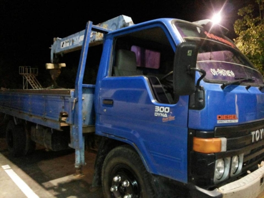 ขายรถหกล้อติดเครน 2 ใบปัด จดทะเบียนปี 38