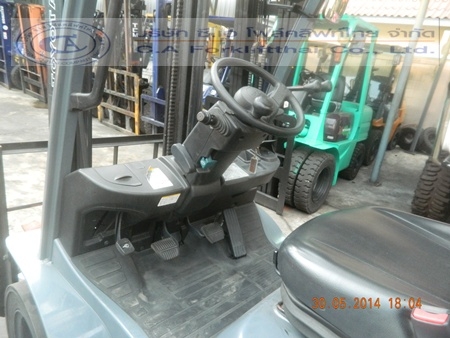 ขายรถ โฟล์คลิฟท์ TOYOTA รุ่น 8-FG20