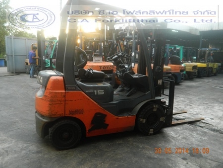 ขายรถ โฟล์คลิฟท์ TOYOTA รุ่น 8-FG15