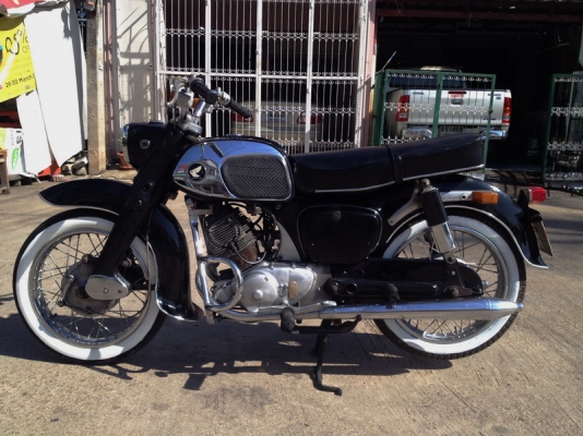 ขายca95 สเปเมกา หายากมากๆ สภาพนางฟ้า เครื่องอกร่อง แท้ทั้งคัน เครื่องดีมากๆ สตาทร์มือได้ มีเล่ม พร้อมชุดโอน ขาย 69000 0811160919