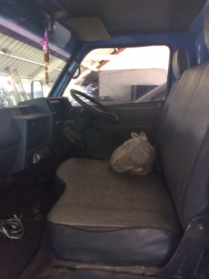 ขายด่วน 4ล้อ Isuzu nkr 88แรงม้า ลดราคาสุดๆ200000ถ้วน รถบ้านๆใช้งานอยู่ ขายด่วน 4ล้อ Isuzu nkr 88แรงม้า ลดราคาสุดๆ200000ถ้วน รถบ้านๆใช้งานอยู่