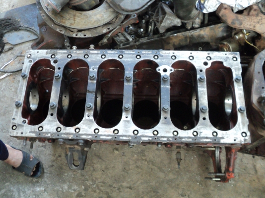 ขายเสื้อสูบ 240 สวยมาก isuzu 6sd