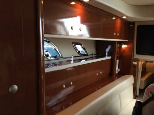 เรือ Sea Ray Sundancer 330 สนใจติดต่อ 090-268-2228 เรือ Sea Ray Sundancer 330 สนใจติดต่อ 090-268-2228