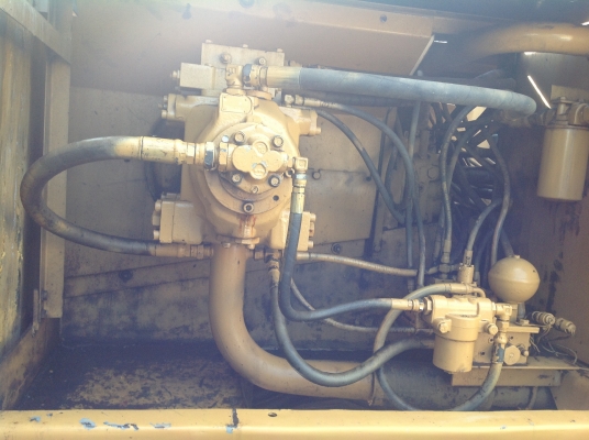 ขายรถแบคโฮ CATERPILLARรุ่นE200B สภาพสวย พร้อมใช้งาน เอกสารครบ ขายรถแบคโฮ CATERPILLARรุ่นE200B สภาพสวย พร้อมใช้งาน เอกสารครบ