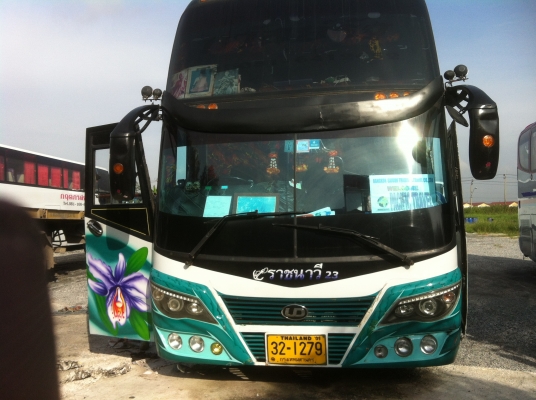 ต้องการขายรถทัวร์ Nissan ต้องการขายรถทัวร์ Nissan