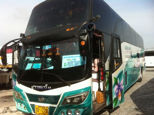 ต้องการขายรถทัวร์ Nissan ต้องการขายรถทัวร์ Nissan