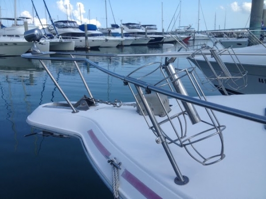 เรือ Sea Ray 350 สนใจติดต่อ 090-268-2228 เรือ Sea Ray 350 สนใจติดต่อ 090-268-2228