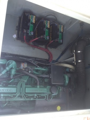 เรือ Sea Ray 350 สนใจติดต่อ 090-268-2228 เรือ Sea Ray 350 สนใจติดต่อ 090-268-2228