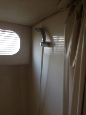 เรือ Sea Ray 350 สนใจติดต่อ 090-268-2228 เรือ Sea Ray 350 สนใจติดต่อ 090-268-2228