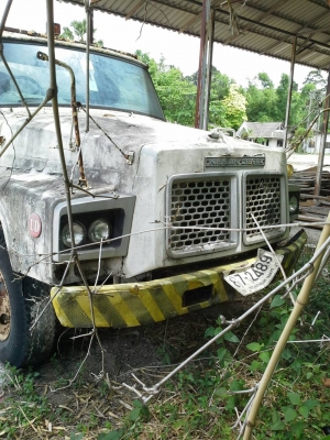 10ล้อโม่ปูน2เพลา หน้ายาว NISSAN UD CW50L เครื่องv8 ดีเซล...ช่างล่างใหญ่..รถสภาพดีสีไม่สวย..ไม่มีเล่ม