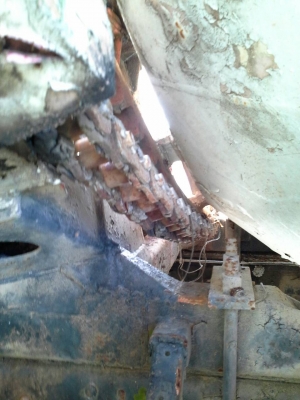 10ล้อโม่ปูน2เพลา หน้ายาว NISSAN UD CW50L เครื่องv8 ดีเซล...ช่างล่างใหญ่..รถสภาพดีสีไม่สวย..ไม่มีเล่ม