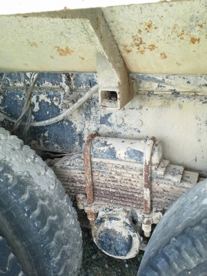 10ล้อโม่ปูน2เพลา หน้ายาว NISSAN UD CW50L เครื่องv8 ดีเซล...ช่างล่างใหญ่..รถสภาพดีสีไม่สวย..ไม่มีเล่ม