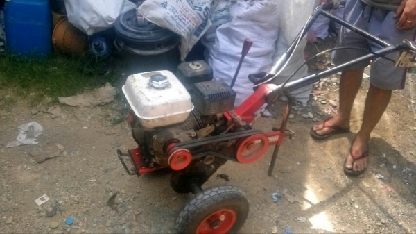 รถไถพรวน เดินตาม ขนาดเล็ก