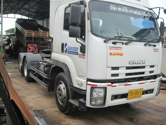 ขายหัวลาก,สิบล้อ,ห้างสวยๆ,300 hp, ปลายปี 53,,พร้อมใช้งาน,,