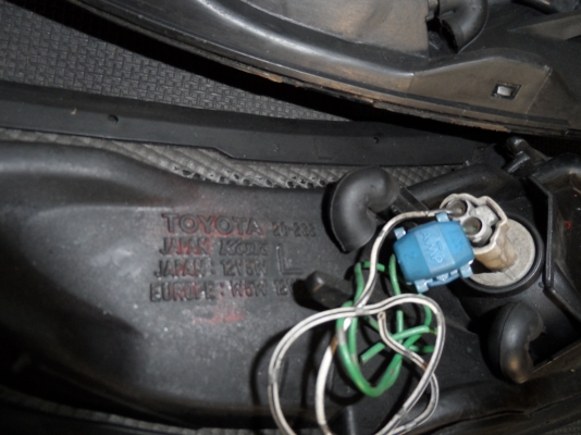 ขายไฟมุม Toyota Celica  St183