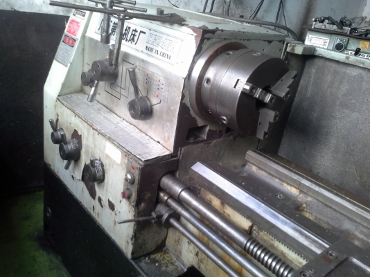 เครื่องฉีดพลาสติก ไต้หวัน ขนาด 150 ตัน สกรูบาร์เรล 50 mm. Strocke 300 mm. ระยะฉีด 200 mm.สภาพสวยพร้อมใช้งาน เครื่องฉีดพลาสติก ไต้หวัน ขนาด 150 ตัน สกรูบาร์เรล 50 mm. Strocke 300 mm. ระยะฉีด 200 mm.สภาพสวยพร้อมใช้งาน