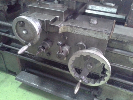 เครื่องกลึง ญี่ปุ่น ยี่ห้อ DAIDOKIKAI ขนาด 7 ฟุต รุ่นหนัก พวงมาลัยขวา เครื่องจักรสวยสมบูรณ์พร้อมใช้งาน