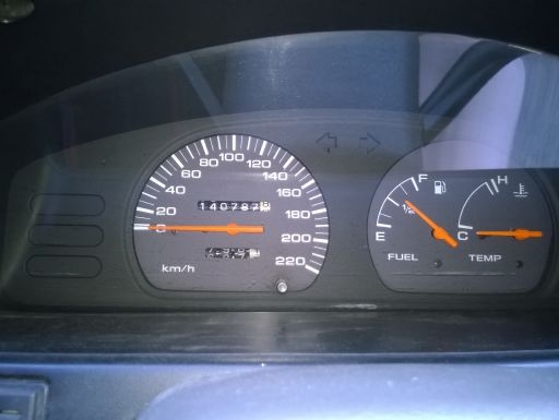 Nissan NV Queen cab1.6MTมือเดียว วิ่งน้อย เบาะญี่ปุ่น แอร์หน้าหลัง พวงมาลัยเพาเว่อร์