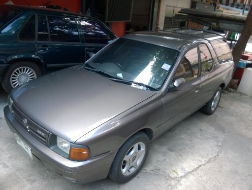 Nissan NV Queen cab1.6MTมือเดียว วิ่งน้อย เบาะญี่ปุ่น แอร์หน้าหลัง พวงมาลัยเพาเว่อร์