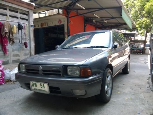 Nissan NV Queen cab1.6MTมือเดียว วิ่งน้อย เบาะญี่ปุ่น แอร์หน้าหลัง พวงมาลัยเพาเว่อร์