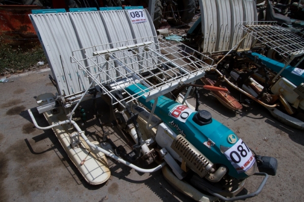 AUC Code 087 รถดำนา KUBOTA SPW-48C Plus ราคา เริ่มต้นการประมูล 30,000 บาท