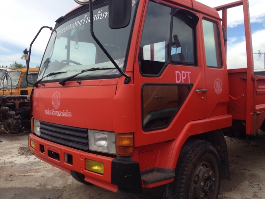 ขายรถบรรทุกMitsubishi ช่วงยาว 7เมตรกว่าเครื่อง 6D14 สนใจติดต่อ 0968858213