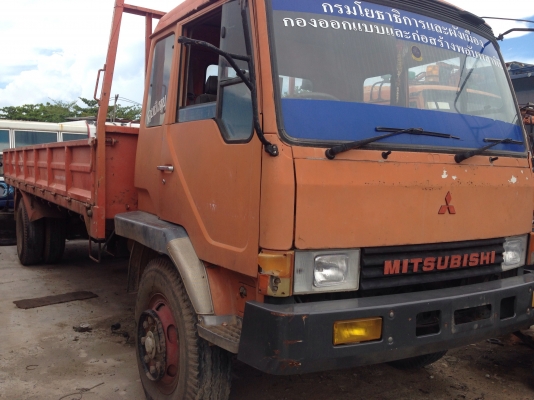 ขายรถบรรทุกMitsubishi 6D16  ช่วงยาว7เมตรกว่า เล่มทะเบียนพร้อม สนใจติดต่อ 0947969069