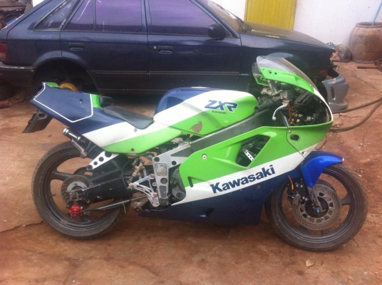ขายซาก kawasaki zxr400 ถูกๆ ขายซาก kawasaki zxr400 ถูกๆ
