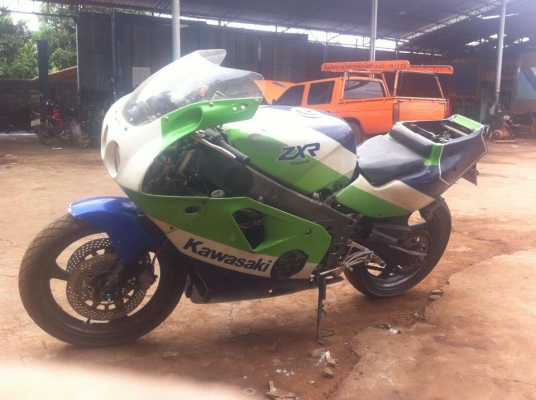 ขายซาก kawasaki zxr400 ถูกๆ ขายซาก kawasaki zxr400 ถูกๆ