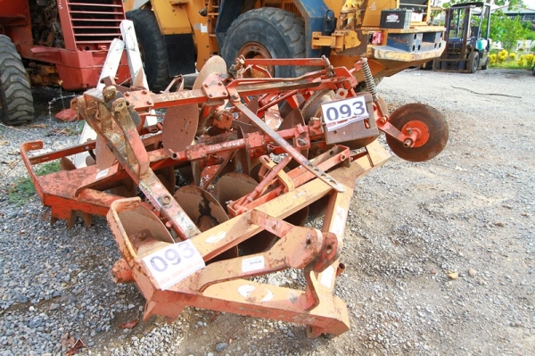 AUC Code 093 ผานพรวน 2 ชิ้น / ผานบุกเบิก 4 ชิ้น ราคาเริ่มต้นการประมูล 20,000 บาท