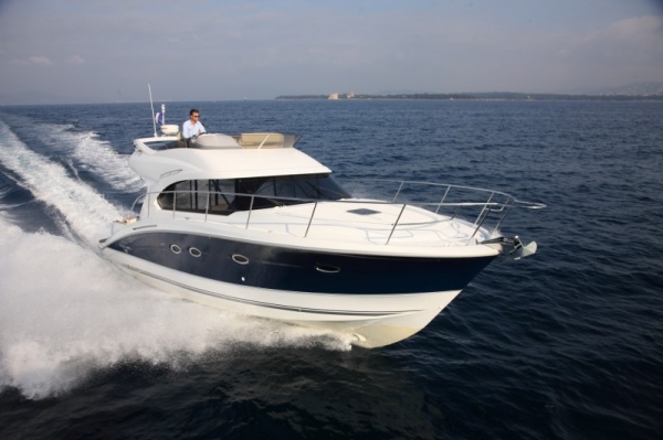 เรือ Antares 42 สนใจติดต่อ 090-268-1669