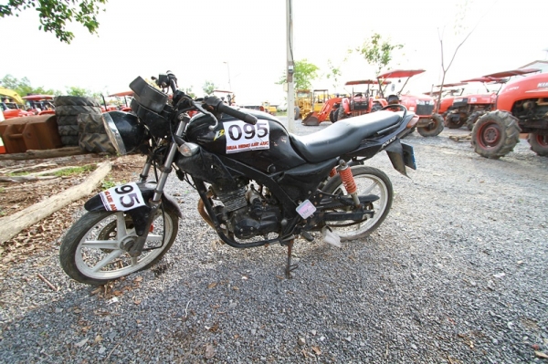 AUC Code 095 มอเตอร์ไซด์ Tiger รุ่น Boxer ราคาเริ่มต้นการประมูล 6,000 บาท