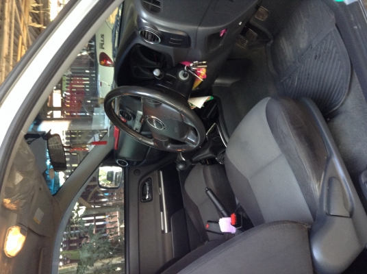 Isuzu dmax hilander 3.0 vgs turbo cab Isuzu dmax hilander 3.0 vgs turbo cab