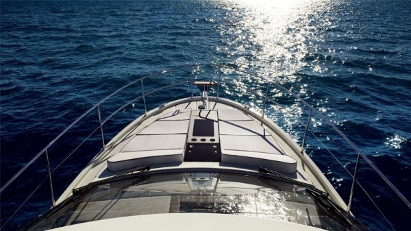 เรือ Monte Carlo 4 สนใจติดต่อ 090-2681-669